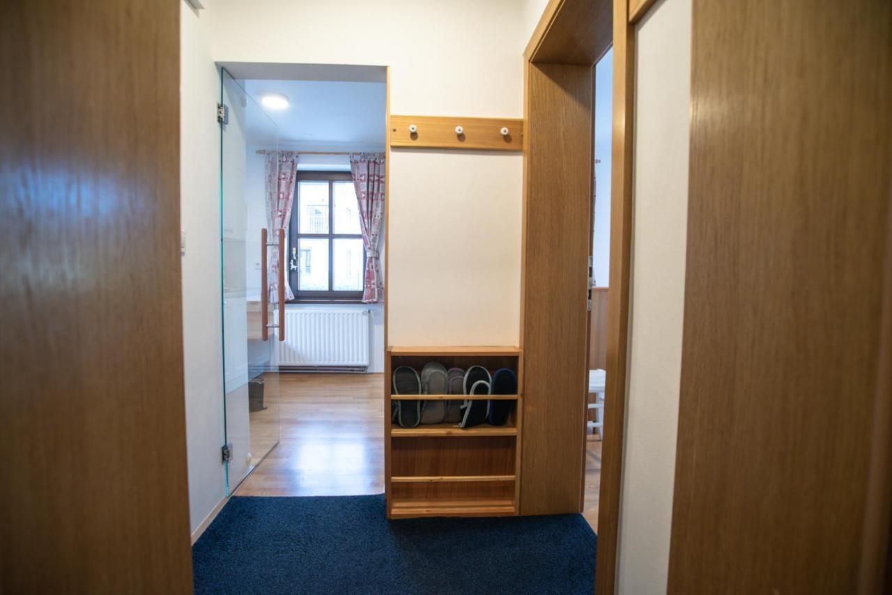 Pritlicni Apartma Hribovc Z Atrijem Kranjska Gora Exteriör bild